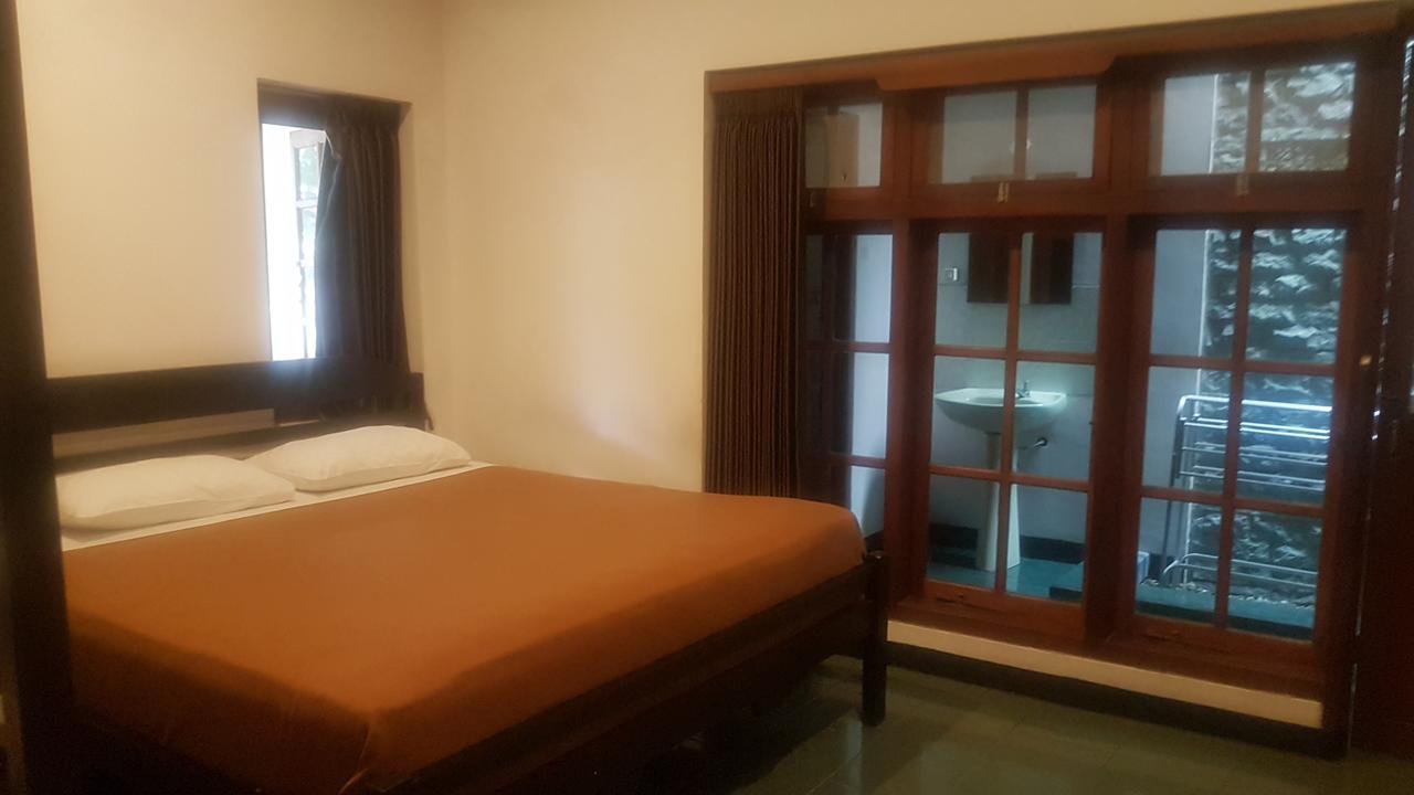Krowi Inn Surabaja Zewnętrze zdjęcie